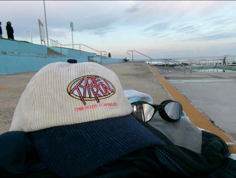 MOMENTUM Corduroy hat